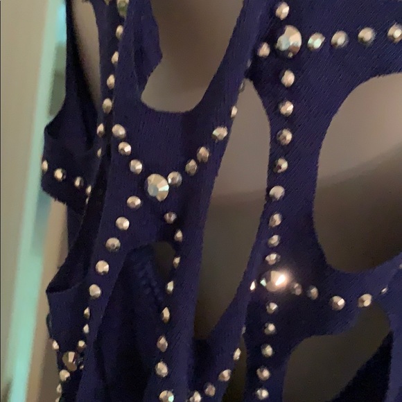 Top - Picture 3 of 3